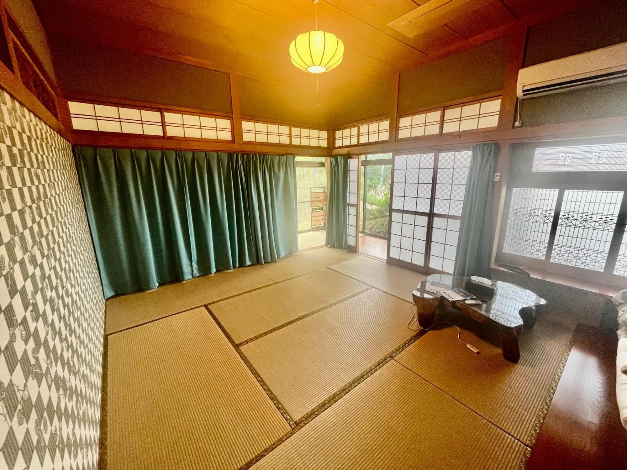 Ferienwohnung みやうら御殿 Imabari Railway Station Exterior foto